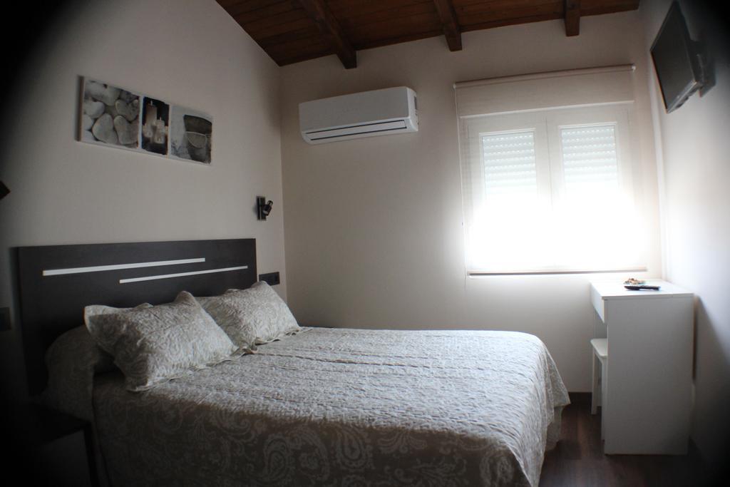Hostal Extremeno Бехар Номер фото